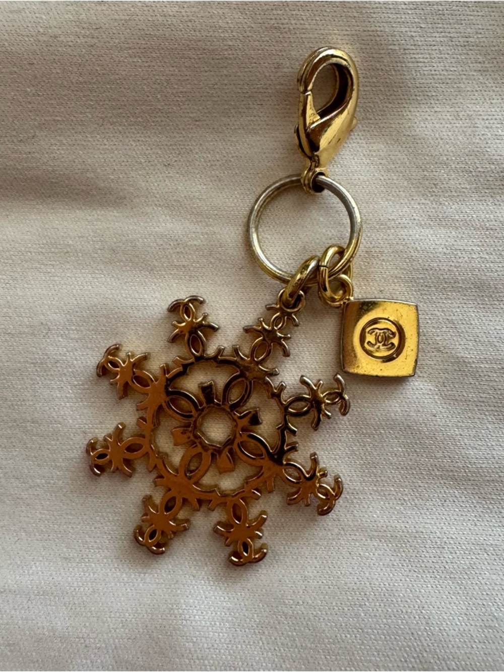 Chanel Christmas Snowflake Gold Logo Charm Beauty Gift Pendant
